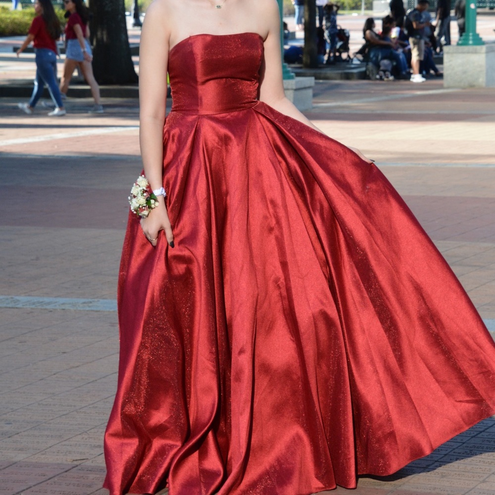 PROM DRESS